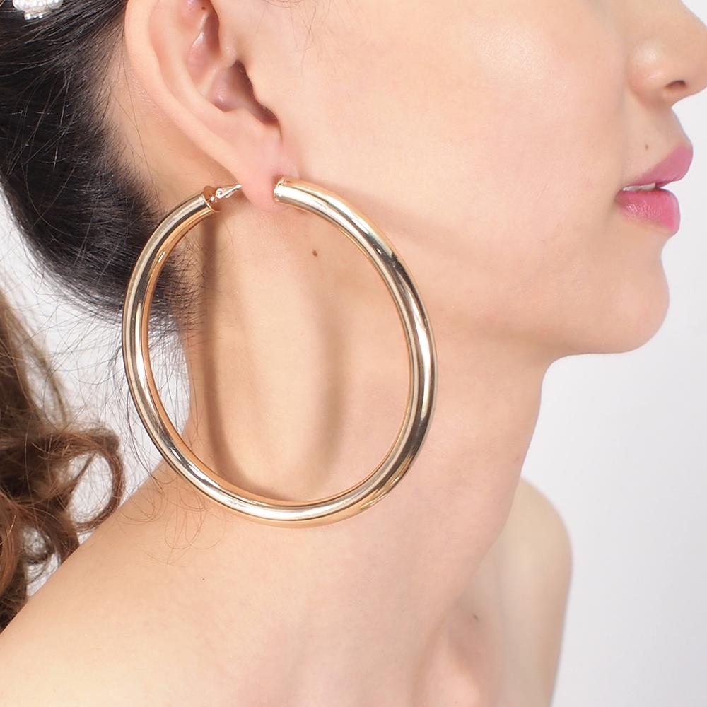 90mm diameter wide copper hoop for women jewelry trend round metal statement big earrings accessories ukmoc, Golden;silver
90mm diameter wide copper hoop for women jewelry trend round metal statement big earrings accessories ukmoc, Golden;silver