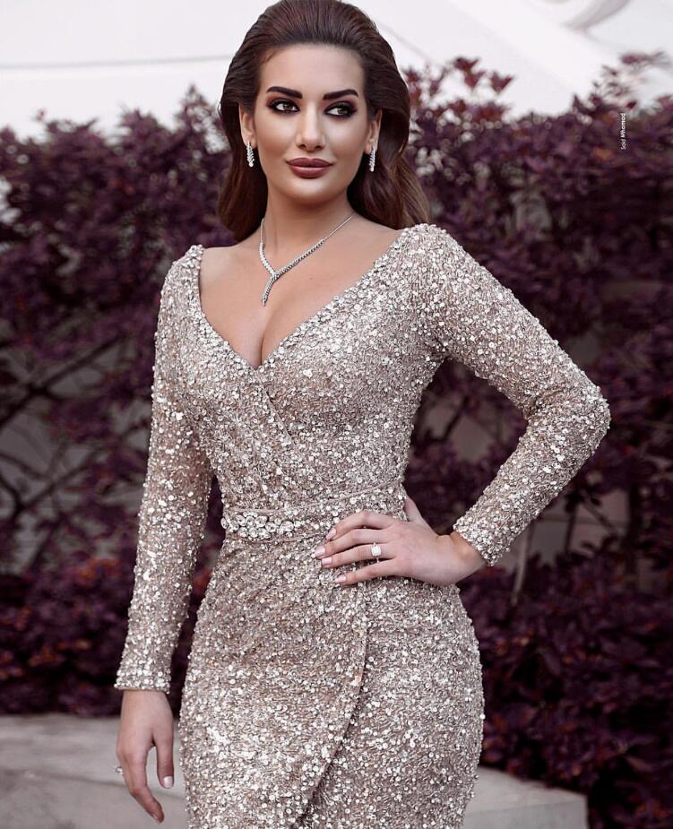 2019 Sexy Evening Dresses With Sparkling Sequins Long Sleeves V Neck Plus Size Celebrity Gown Dubai Formal Prom Party Gowns Red Carpet