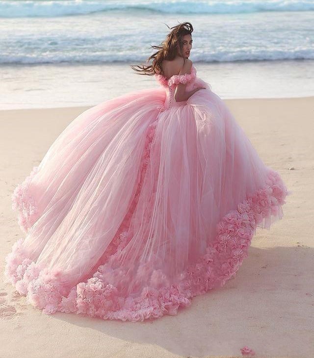 2020 New Arrival Romantic Pink Ball Gown Wedding Dresses Puffy Off Shoulder Flowers Backless Court Train Dream Princess Bridal Party Gowns