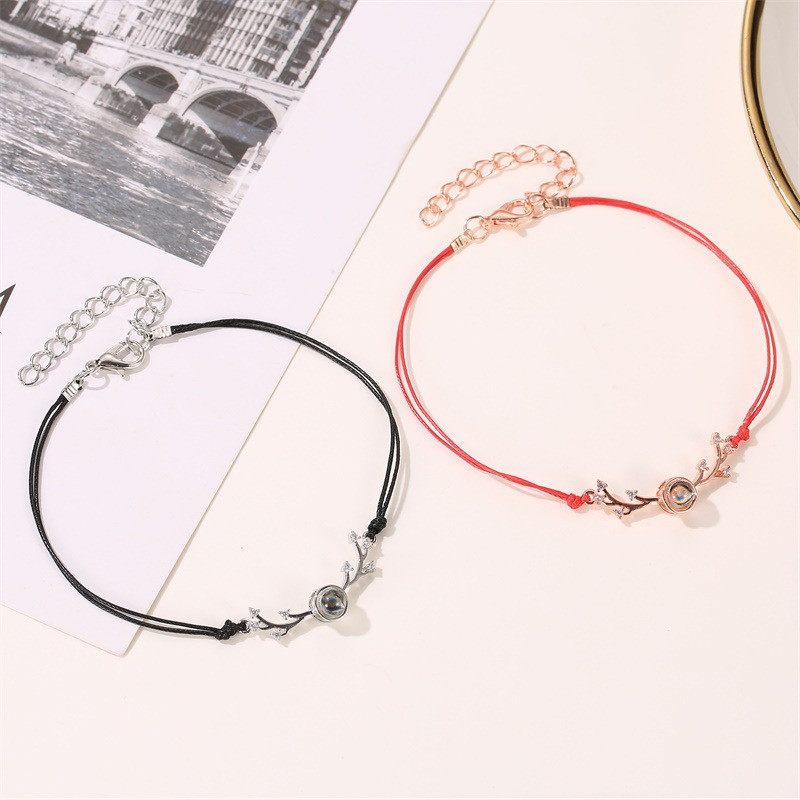 Romantic Couple Bracelet Deere Charms Hundred Language I Love you For Women Men Love Bangles Jewelry Valentines Day Gifts
Romantic Couple Bracelet Deere Charms Hundred Language I Love you For Women Men Love Bangles Jewelry Valentines Day Gifts