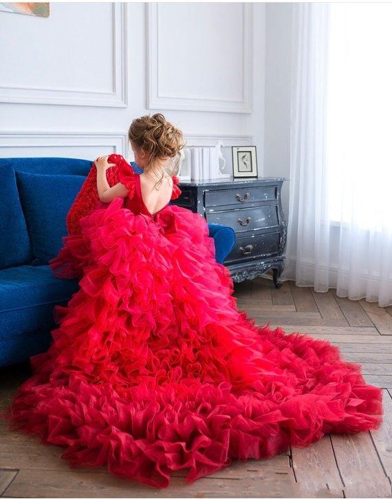 2024 New Red Princess Wer Girls Dresses Jewel Neck Short Sleeves Tiered Ruffles Tulle Ball Gown Backless Birthday Communion Pageant Gowns 403 6660311