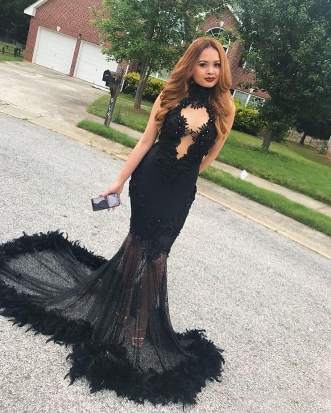 Sexy Black 2K19 Prom Dresses Halter Feather Beads Lace Plus Size Black Girls Arabic Formal Mermaid Evening Gowns See Through Party Dress