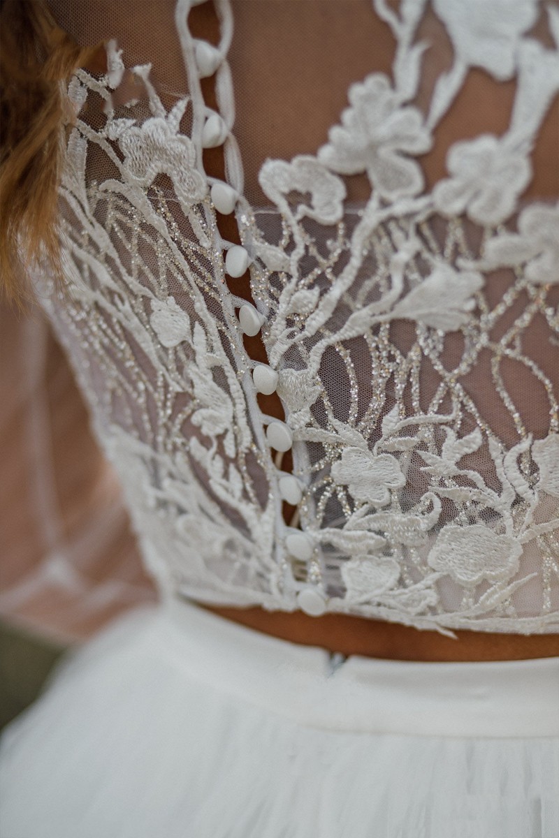Chic Two Pieces Wedding Dresses Lace Appliqued Long Sleeve Bohemian Beach Bridal Gowns Boho Sexy 2019 Tulle A Line Wedding Dress