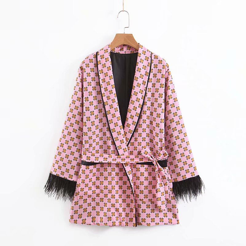 2020 European Design Pink Color Geometric Print Feather Deco Sleeve Sashes Deco Blazer Outwear Tops, As photo
2020 European Design Pink Color Geometric Print Feather Deco Sleeve Sashes Deco Blazer Outwear Tops, As photo
