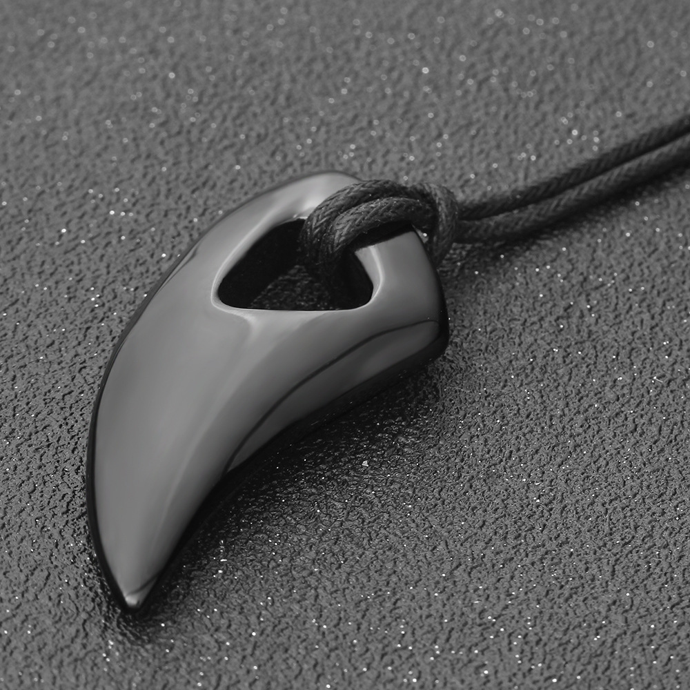 Horn Shape Spike Pendant Necklace Mens Hip Hop 316L Stainless Steel Cool Men Jewelry with Friendship Rope Chain