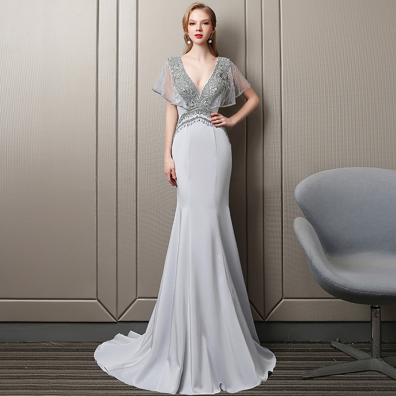 Vivian's Bridal 2020 Fashion Gray Beaded Crystal Embroidery Mermaid Evening Dress Sexy Deep V-neck Sweep Train Long Party Dress
Vivian's Bridal 2020 Fashion Gray Beaded Crystal Embroidery Mermaid Evening Dress Sexy Deep V-neck Sweep Train Long Party Dress
