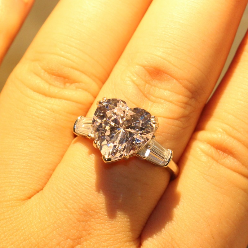 8 STyle Choucong Stunning Big White Topaz Luxury Jewelry Dove Egg 925 Sterling Silver CZ Diamond Party Promise Ring Women Wedding Rings Gif