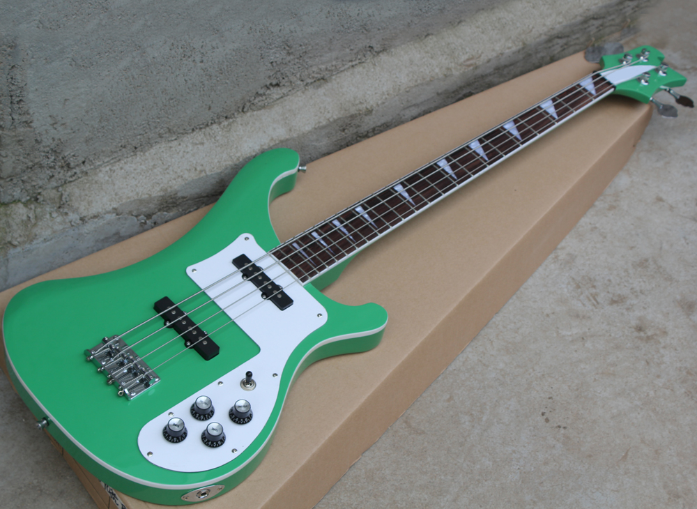 4 Strings Green/Cherry Sunburst Electric Bass with Rosewood Fretboard,White Pickguard,Can be Customized As Request
4 Strings Green/Cherry Sunburst Electric Bass with Rosewood Fretboard,White Pickguard,Can be Customized As Request
