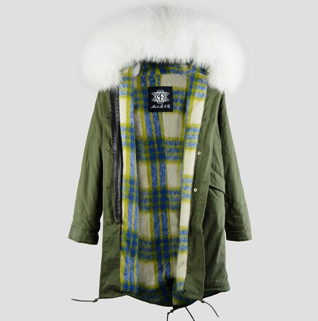 white raccoon fur trim Meifeng brand women snow coats Blue plaid down lining army green long parkas, Army green coat
white raccoon fur trim Meifeng brand women snow coats Blue plaid down lining army green long parkas, Army green coat