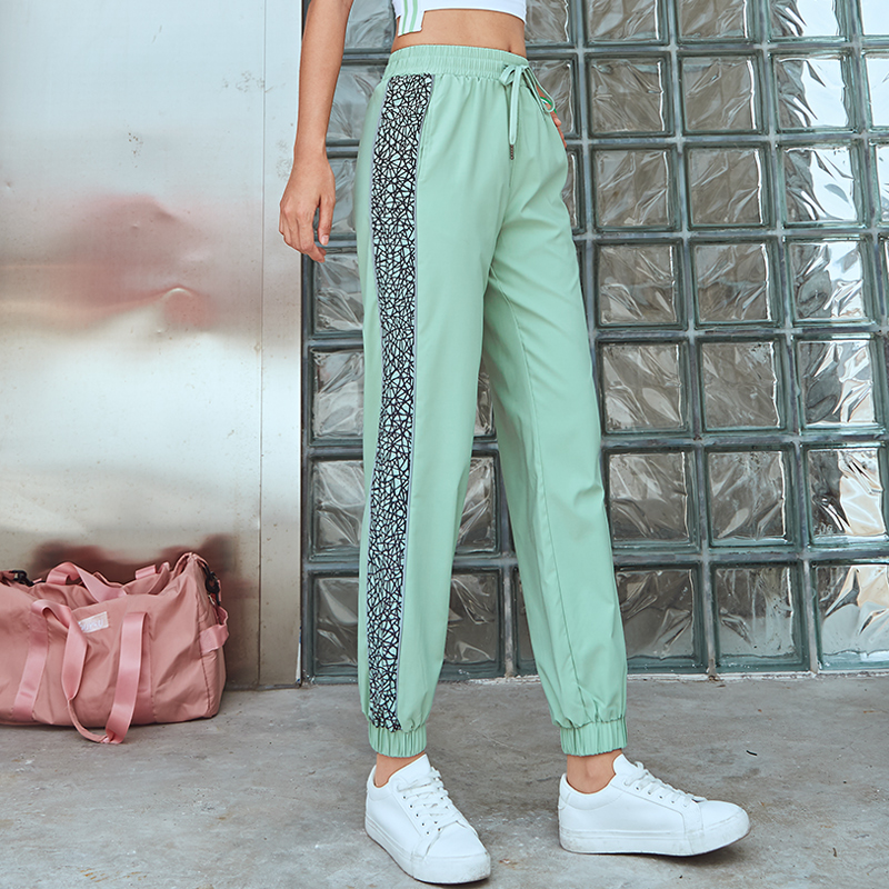 Pantalones de Yoga mallas sueltas ropa de Fitness para mujer entrenamiento deportes Running Leggings Push Up gimnasio pantalones, Black
Pantalones de Yoga mallas sueltas ropa de Fitness para mujer entrenamiento deportes Running Leggings Push Up gimnasio pantalones, Black
