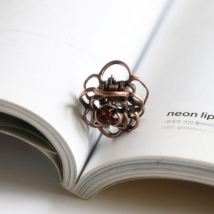 Hot Fashion Jewelry Women's Metal Hairpin Hair Clip Bobby Pin Lady Cute Hollow Out Rose Barrette Hair Accessories S480
Hot Fashion Jewelry Women's Metal Hairpin Hair Clip Bobby Pin Lady Cute Hollow Out Rose Barrette Hair Accessories S480