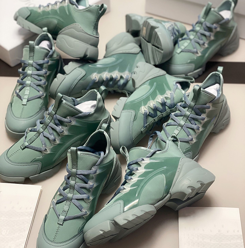 New Arrival Water Gray Neoprene Sneaker WomenTriple S Dad Shoes Connect Transparent Rubber Canvas Trainers Lace-up Runner Shoes with Box, Color 1
New Arrival Water Gray Neoprene Sneaker WomenTriple S Dad Shoes Connect Transparent Rubber Canvas Trainers Lace-up Runner Shoes with Box, Color 1