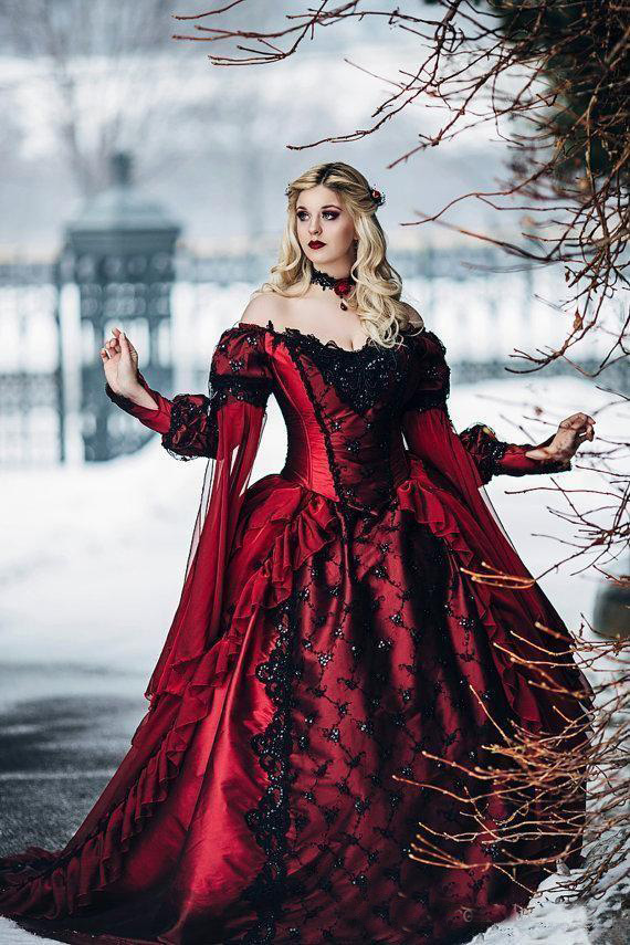 Gothic Sleeping Beauty Princess Medieval Bury Black Wedding Dresses Long Sleeve Lace Appliques Bridal Gowns Victorian Masquerade Party 0521