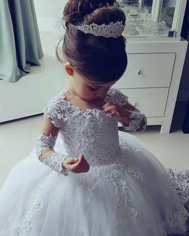 Cute New Cheap Flower Girls Dresses Weddings Jewel Neck Lace Appliques Beaded Long Sleeves Princess Birthday Children Girl Pageant Gowns