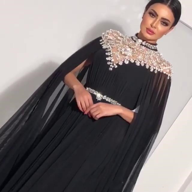 2022 Luxury Moroccan Arabic Dubai Crystals Prom Dresses Chiffon Formal Evening Party Gowns A Line Cape Sleeves High Neck Beaded Women Black Special Oc