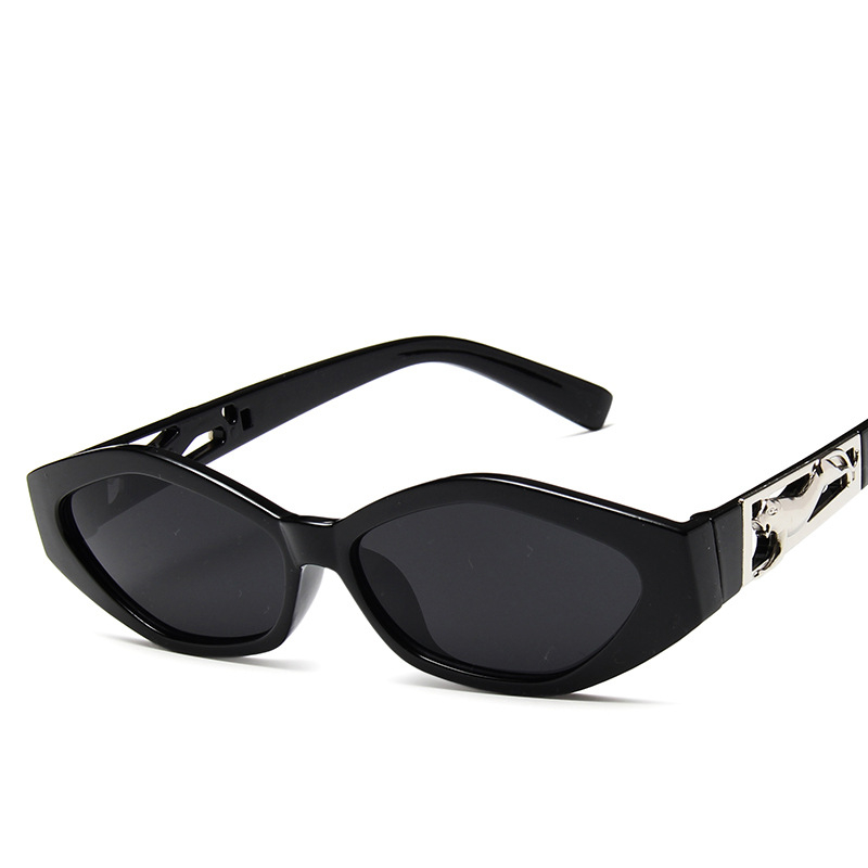 NIKSIHDAEuropean and American fashionable sunglasses ladies small frame personality Sunglasses Leopard Cat Eye UV 400
NIKSIHDAEuropean and American fashionable sunglasses ladies small frame personality Sunglasses Leopard Cat Eye UV 400