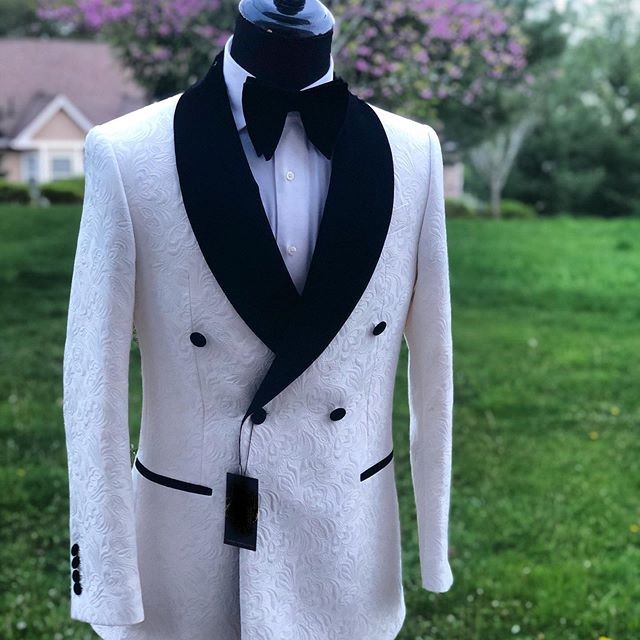 New Arrvial Hand Made White PAISLEY With Black Satin Shawl Lapel 2 Pieces(Jacket+ Black Pants) Dinner Suit For Men Wedding, Custom made
New Arrvial Hand Made White PAISLEY With Black Satin Shawl Lapel 2 Pieces(Jacket+ Black Pants) Dinner Suit For Men Wedding, Custom made