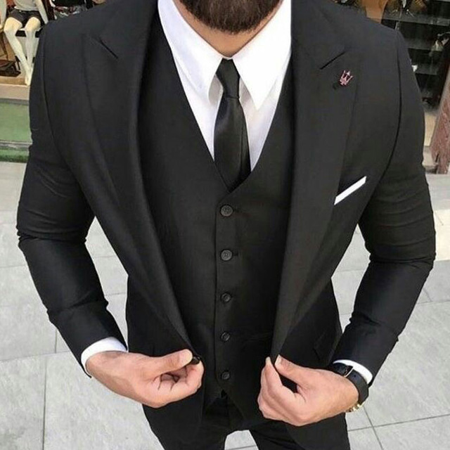 Costume Homme Gentle Mens Classic Wedding Suits Man Blazers Peaked Lapel 3 Piece Coat Pants Vest Prom Wear Terno Masculino, Beige
Costume Homme Gentle Mens Classic Wedding Suits Man Blazers Peaked Lapel 3 Piece Coat Pants Vest Prom Wear Terno Masculino, Beige