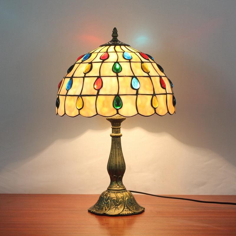 Tiffany lamps European retro stained glass night light bedroom bedside counter lights American pastoral bar cafe lighting
Tiffany lamps European retro stained glass night light bedroom bedside counter lights American pastoral bar cafe lighting