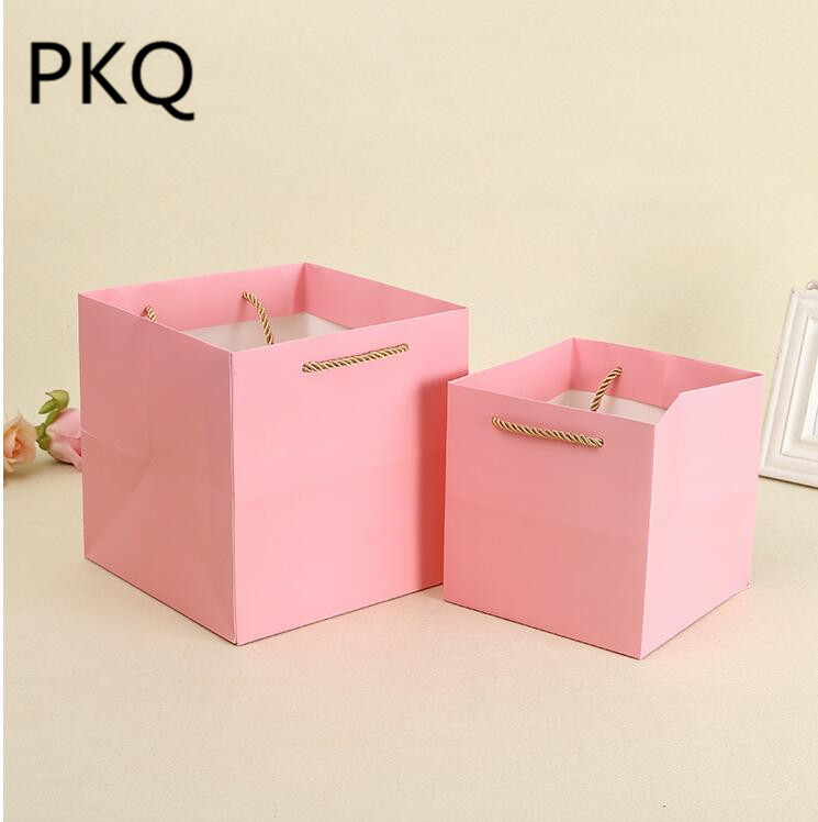 10pcs 16*16*16cm Square Handmade pink Paper Packaging bag for Candy Bag Gift Packing Wedding Party paper bags
10pcs 16*16*16cm Square Handmade pink Paper Packaging bag for Candy Bag Gift Packing Wedding Party paper bags