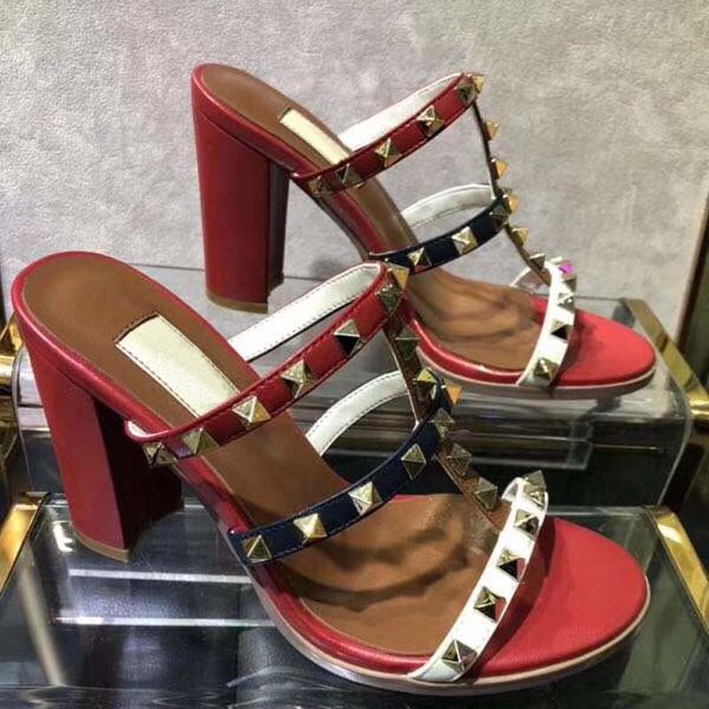 Designer sandals Summer women Flip flops Slipper Fashion Genuine Leather slides Metal Chain Ladies Casual shoes SZ 36-42, Red9.5cm
Designer sandals Summer women Flip flops Slipper Fashion Genuine Leather slides Metal Chain Ladies Casual shoes SZ 36-42, Red9.5cm
