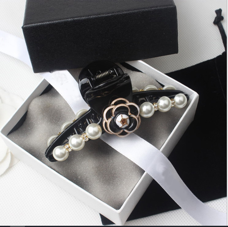 Korean Fashion Camellia Masson clip Banana clip Big grip hair clip fashionable hair accessory vip gift 6pcs/lot, Slivery;golden
Korean Fashion Camellia Masson clip Banana clip Big grip hair clip fashionable hair accessory vip gift 6pcs/lot, Slivery;golden