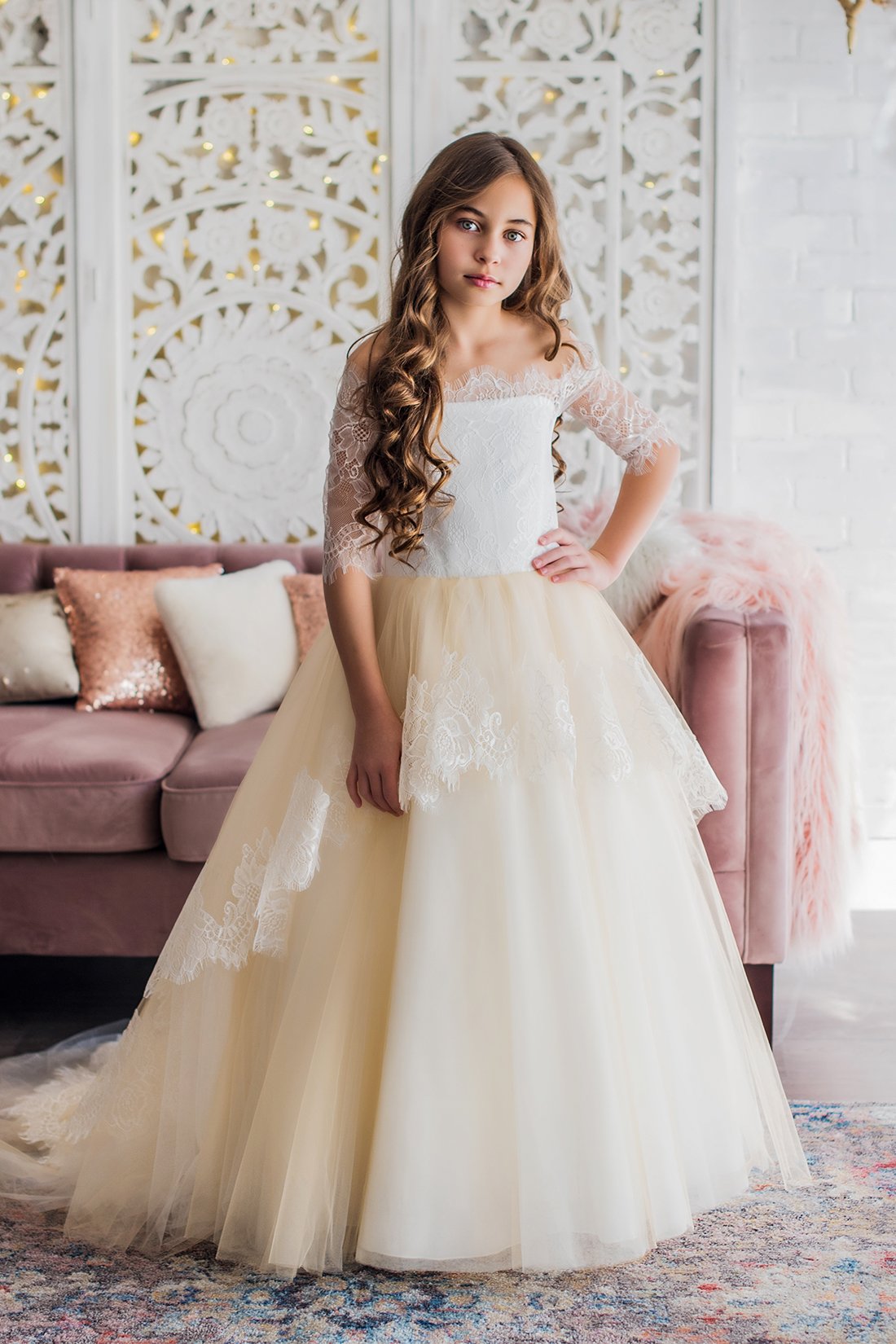 Modern Ball Gown Flower Girl Dress Off Shoulder Long Sleeve Tulle Lace Applique Ruched Wedding Dress Floor Length Girl's Birthday Part