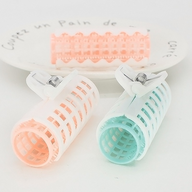 Air bangs artifact buckle curler does not hurt hair short hair curlers large volume plastic curlers(3PCS
Air bangs artifact buckle curler does not hurt hair short hair curlers large volume plastic curlers(3PCS