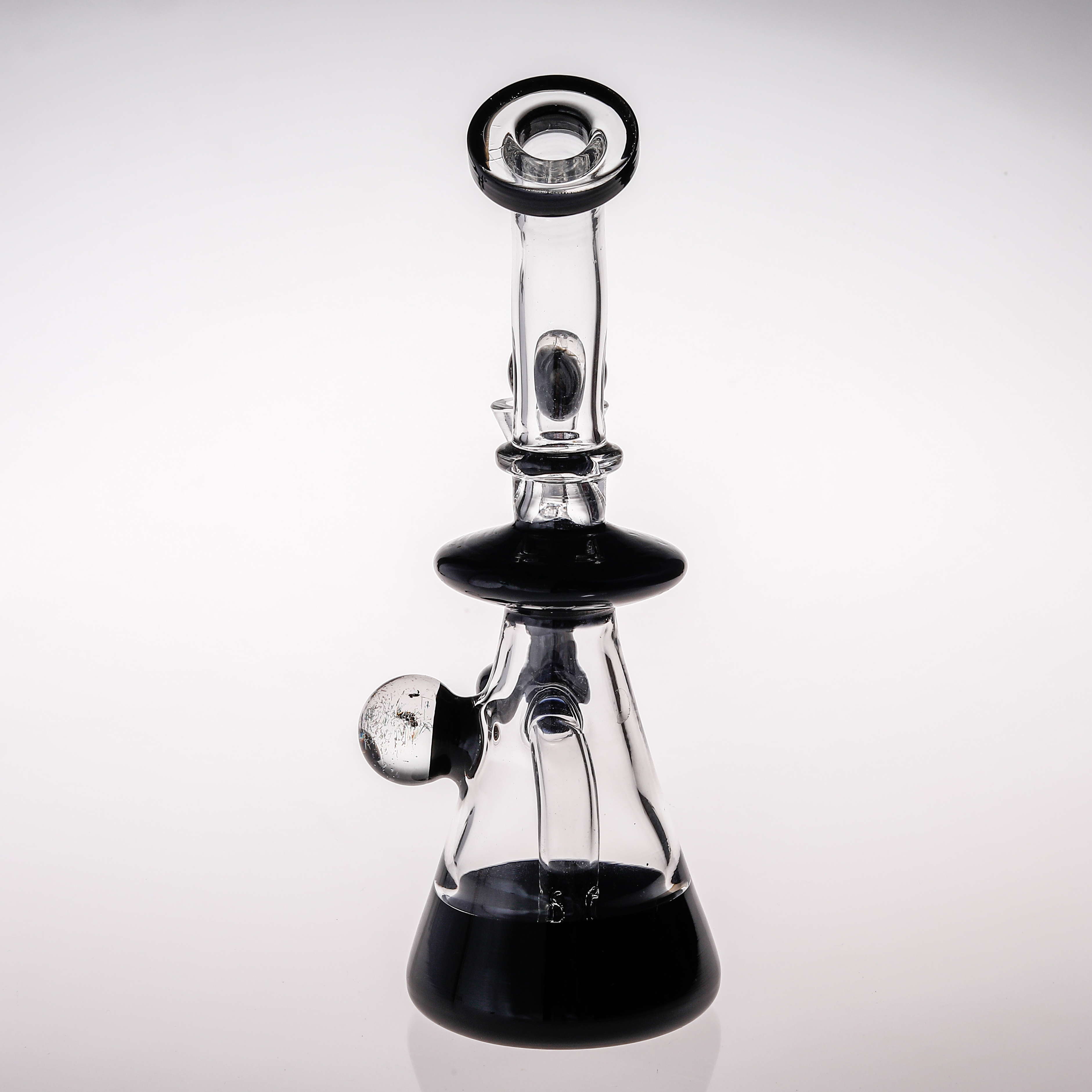 Joint Black Glass Bongs Water Pipe Free Shipping Heady Smoking Pipes Beautiful Luminous ball Two Fuction Dab Rigs Hookahs
Joint Black Glass Bongs Water Pipe Free Shipping Heady Smoking Pipes Beautiful Luminous ball Two Fuction Dab Rigs Hookahs