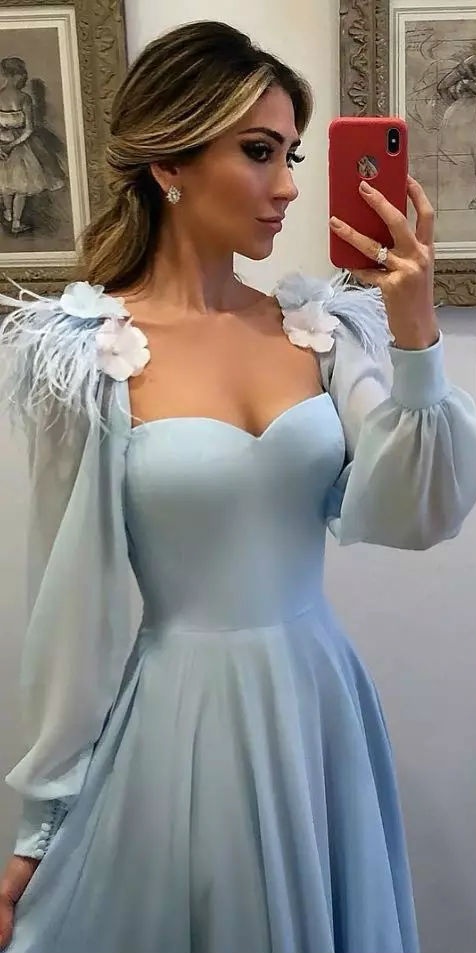 Latest Long Sleeve Mother of Bride Dresses Sweetheart Appliques Feathers Beaded Prom Dresses A Line Chiffon Evening Gowns Women Formal Wear