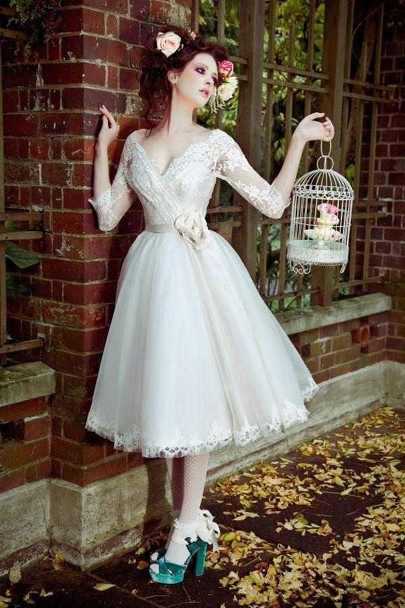 2020 New Vestidos De Noiva Vintage Wedding Dress Lace Half Sleeve Bridal Gowns A Line Tea Length Beach Garden Wedding Dresses