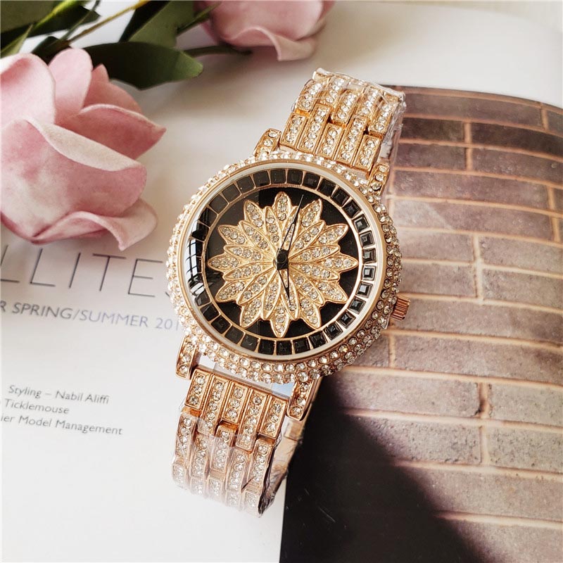 2019 New Arrival Women luxury designer watches ladies fashion full diamond watch lady high quality dia tag watches
2019 New Arrival Women luxury designer watches ladies fashion full diamond watch lady high quality dia tag watches