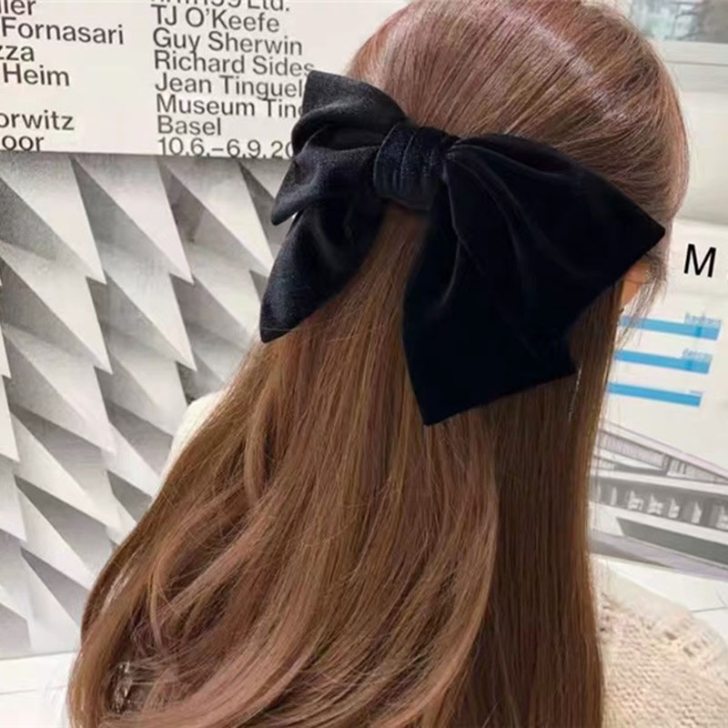 MAXSITI U Velvet bow hair clip back head spoon hair accessories girl side clip spring top accessories
MAXSITI U Velvet bow hair clip back head spoon hair accessories girl side clip spring top accessories