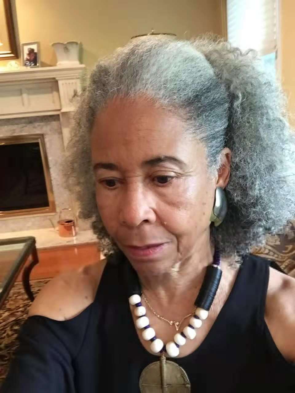 Gray hair puff afro kinky curly drawstring ponytail uman hair extension white silver 10a Grade grey women hair replacement ponytail updo bun