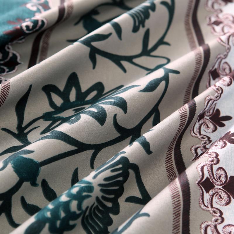 Minimalist Bed Duvet Cover Set European Comforter Bedding Sets Solid Pattern Reversible Bedding Set King Size
