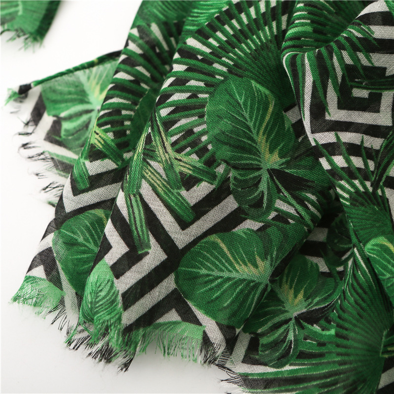 women Scarf female summer national wind cotton and linen scarf malachite green printing gauze sunscreen silk scarf winter echarpe