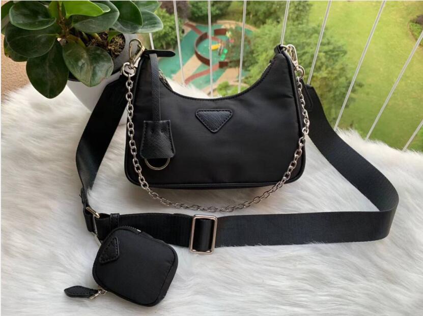 2020 fashion Deisigner shoulder bag for women Chest pack lady Tote chains handbags presbyopic purse messenger bag luxury handbags canvas 23
2020 fashion Deisigner shoulder bag for women Chest pack lady Tote chains handbags presbyopic purse messenger bag luxury handbags canvas 23