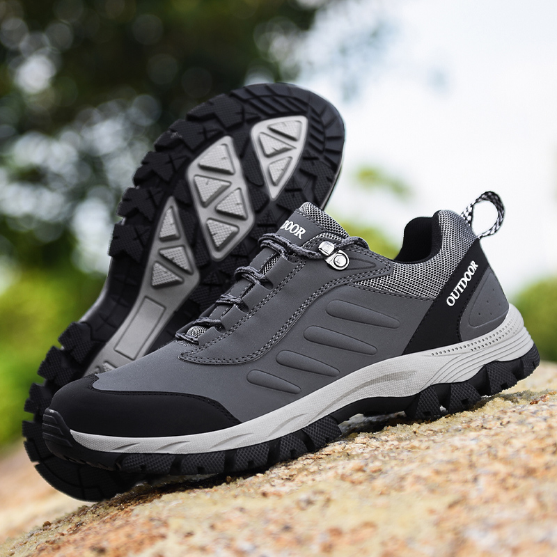 Fashion Outdoors men women running shoes Olive Green Khaki Grey Outdoor shoes mens trainers sport sneakers Homemade brand Made in China
Fashion Outdoors men women running shoes Olive Green Khaki Grey Outdoor shoes mens trainers sport sneakers Homemade brand Made in China