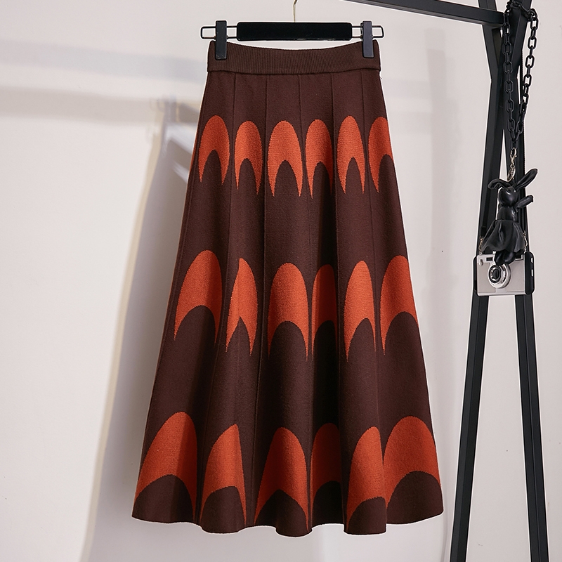Winter Autumn 2019 Skirts Womens Knitting Wool Pleated Long Skirt Moon Print High Waist Elastic Large Hem Midi Skirts V191019