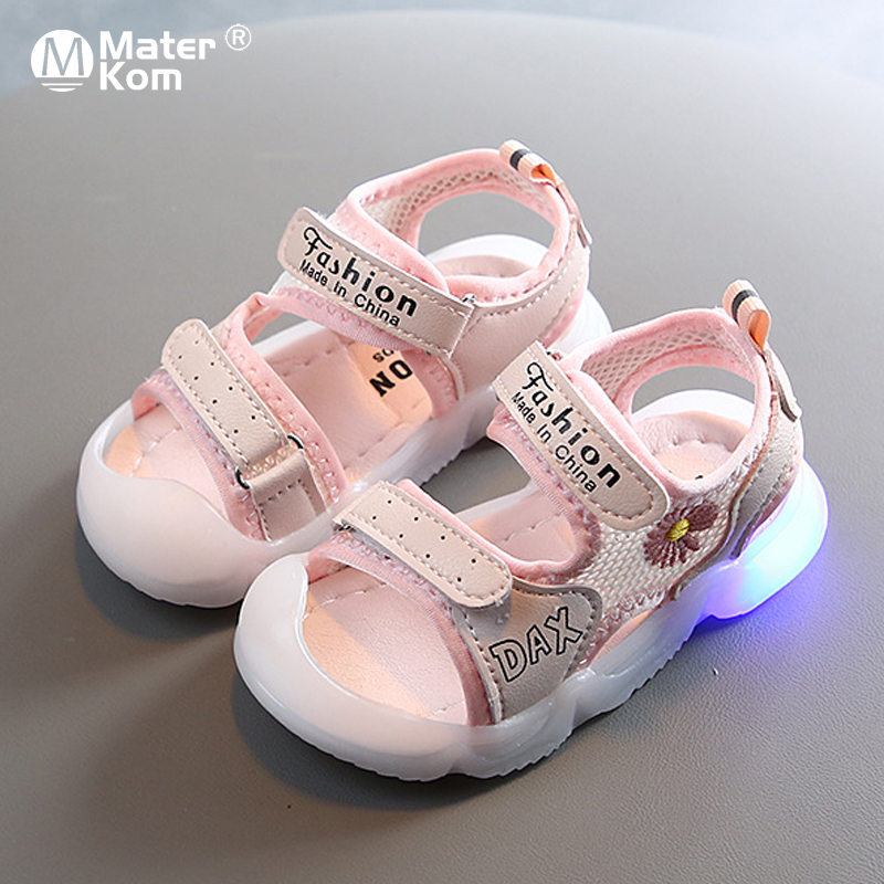 Size 15-25 Baby Toddler Shoes Kid Soft Non-slip Casual Toddler Sandals Girls Led Light Up Sandals Boys Breathable Luminous Shoes, Green
Size 15-25 Baby Toddler Shoes Kid Soft Non-slip Casual Toddler Sandals Girls Led Light Up Sandals Boys Breathable Luminous Shoes, Green
