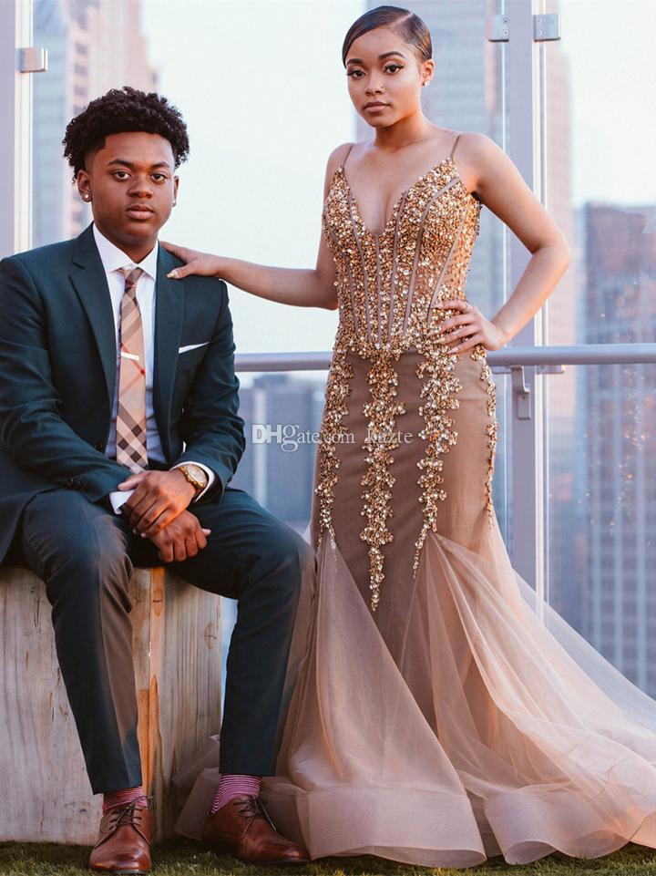 Sparkly Prom Dresses 2019 Luxury Crystal Sequins Spaghetti Black Girl Mermaid Evening Gowns Trumpet Gold Formal Party Dress Plus Size