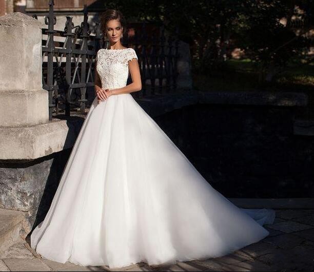 Simple Elegant Capped Sleeves Lace Wedding Dresses 2019 Summer Beach A Line Tulle Cheap Wedding Bridal Gowns Sexy Low Back