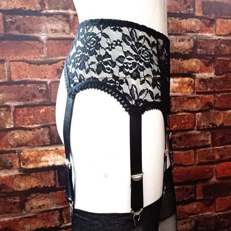 Sexy Women White Bridal Lingerie Suspender Elastic Garter Belt 6-Metal Buckles Straps Lace and Mesh Garter Belt with Satin Bows No stocking