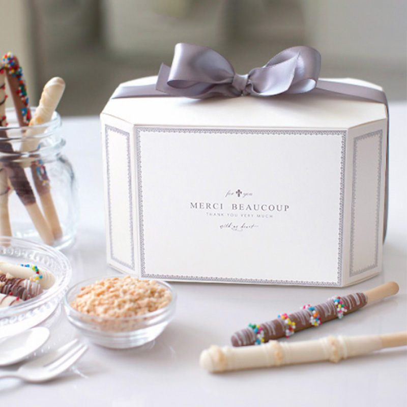 5pcs/lot Event Party Supplies Small Gift Bag with Handle Wedding Decoration Cookies candy Festival Wedding party gift packaging
5pcs/lot Event Party Supplies Small Gift Bag with Handle Wedding Decoration Cookies candy Festival Wedding party gift packaging