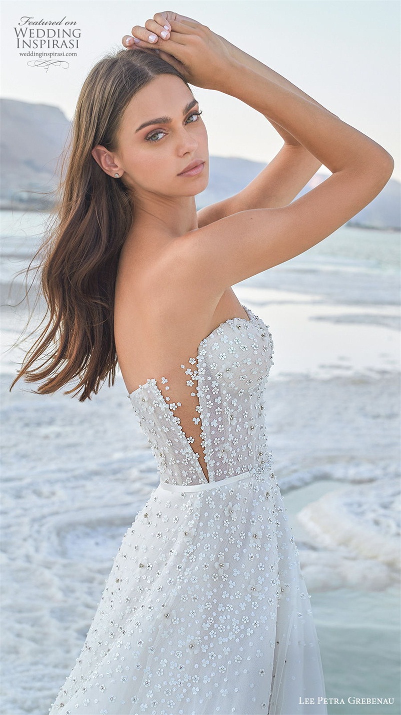 sharkling aline bridal dresses strapless appliqued lace beaded court train wedding dress custom made vestidos de novia