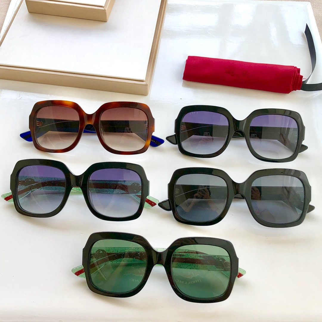 Popular 0036S Sunglasses Luxury Women Brand Designer 0036 Square Summer Style Frame Top Quality UV Protection Come With Case, White;black
Popular 0036S Sunglasses Luxury Women Brand Designer 0036 Square Summer Style Frame Top Quality UV Protection Come With Case, White;black