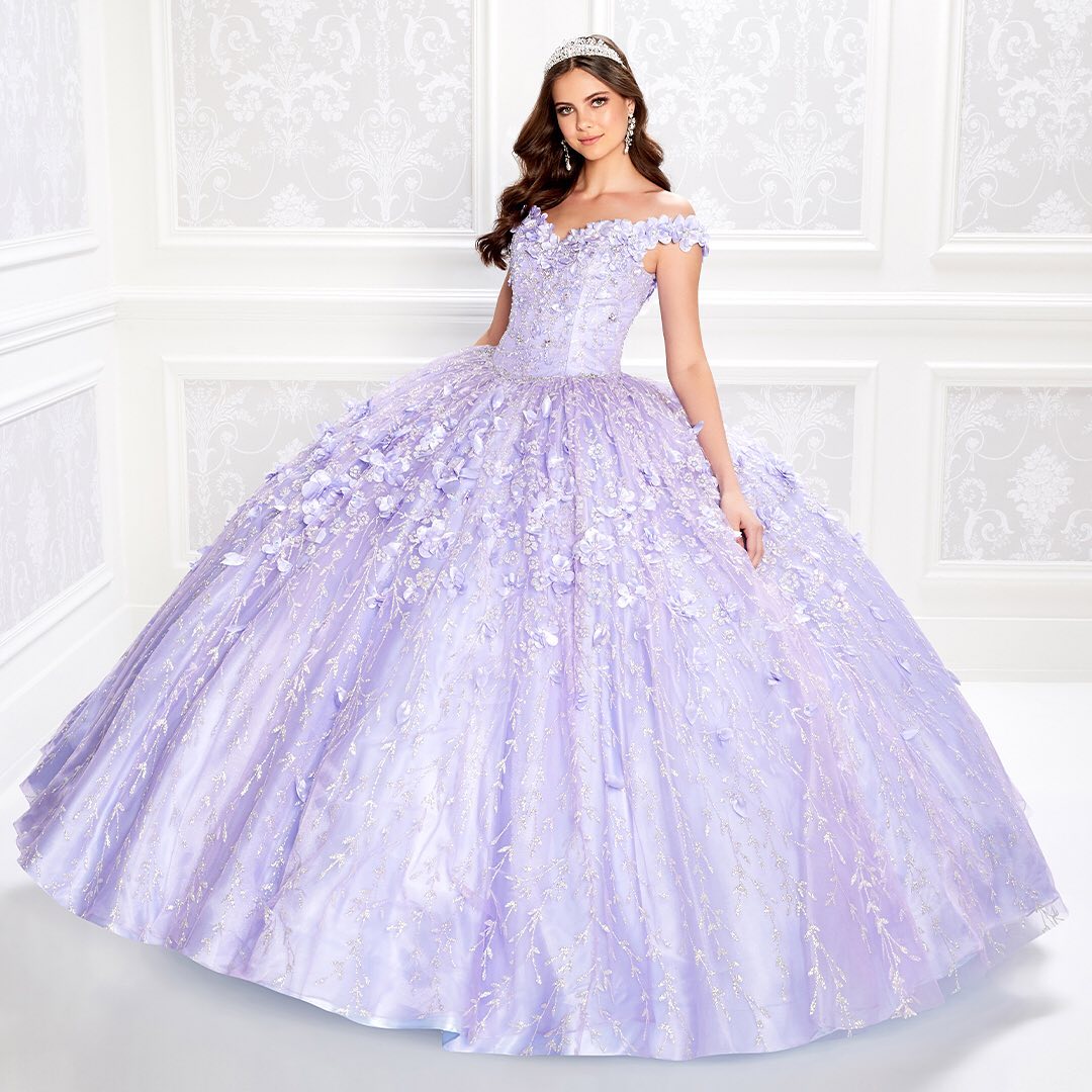 Stylish Lavender Beaded Ball Gown Quinceanera Dresses Off The Shoulder Neck Sequined Prom Gowns Sweep Train Tulle Sweet 15 Dress, Hunter
Stylish Lavender Beaded Ball Gown Quinceanera Dresses Off The Shoulder Neck Sequined Prom Gowns Sweep Train Tulle Sweet 15 Dress, Hunter
