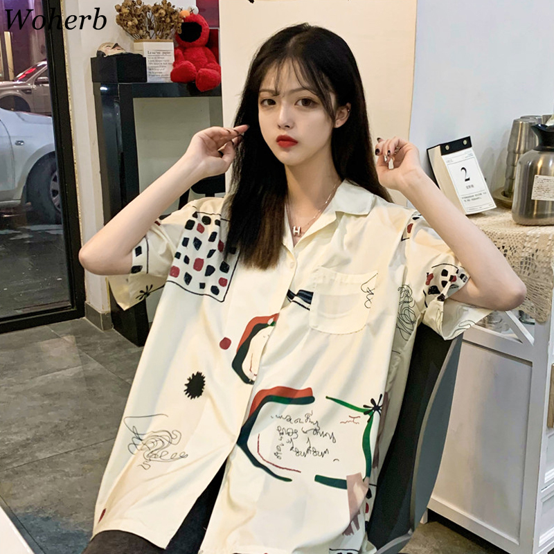 Woherb Japanese Vintage Print Short Sleeve Blouse Korean Women Streetwear Harajuku 2020 Summer Top Shirt Loose Blusas, Picture color
Woherb Japanese Vintage Print Short Sleeve Blouse Korean Women Streetwear Harajuku 2020 Summer Top Shirt Loose Blusas, Picture color