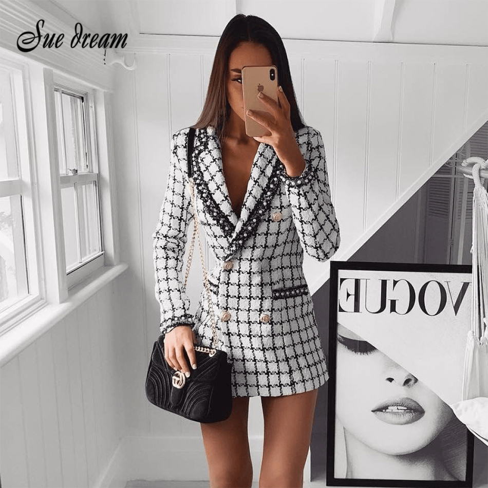 2018 autumn and winter tweed women's jacket short jacket street lattice V-neck double row button slim warm coat, As photo
2018 autumn and winter tweed women's jacket short jacket street lattice V-neck double row button slim warm coat, As photo