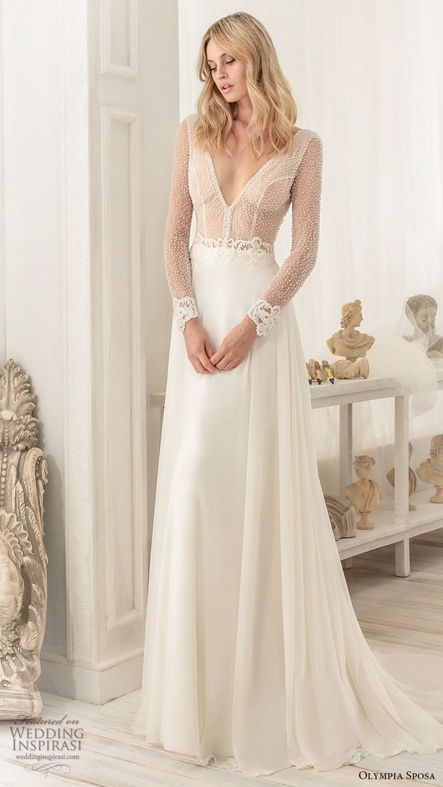 Newest A Line Bohemian Dresses V Neck Long Sleeve Tulle Lace Crystal Applique Satin Wedding Gowns Sweep Train robe de mariée